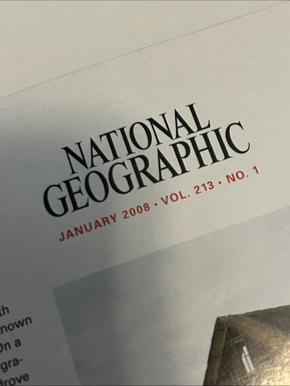 Vintage 01/2008 - National Geographic - Volcano gods - Volume 213 - No. 1
